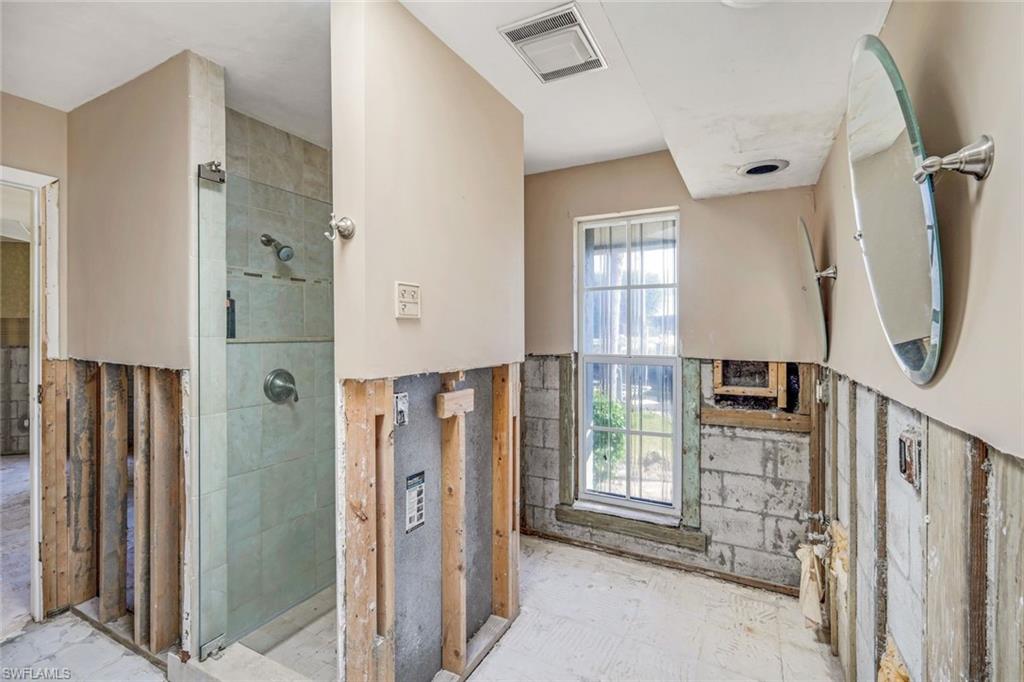 BONITA FARMS - Residential