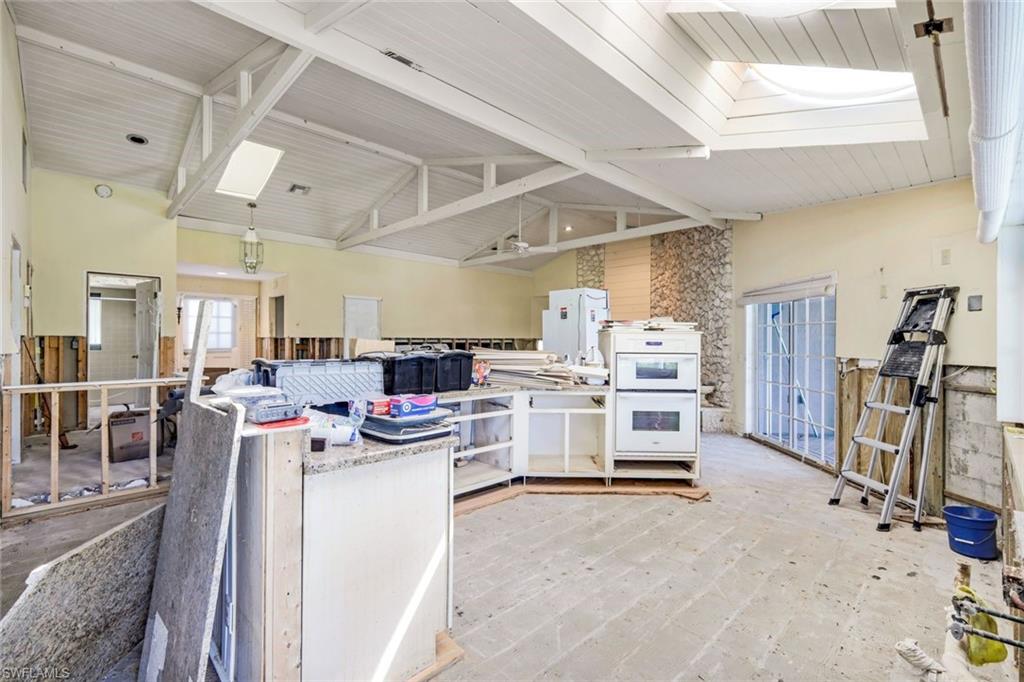 BONITA FARMS - Residential