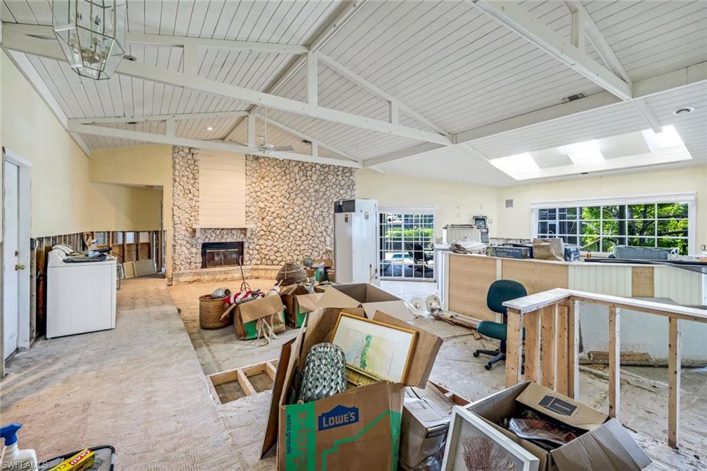 BONITA FARMS - Residential