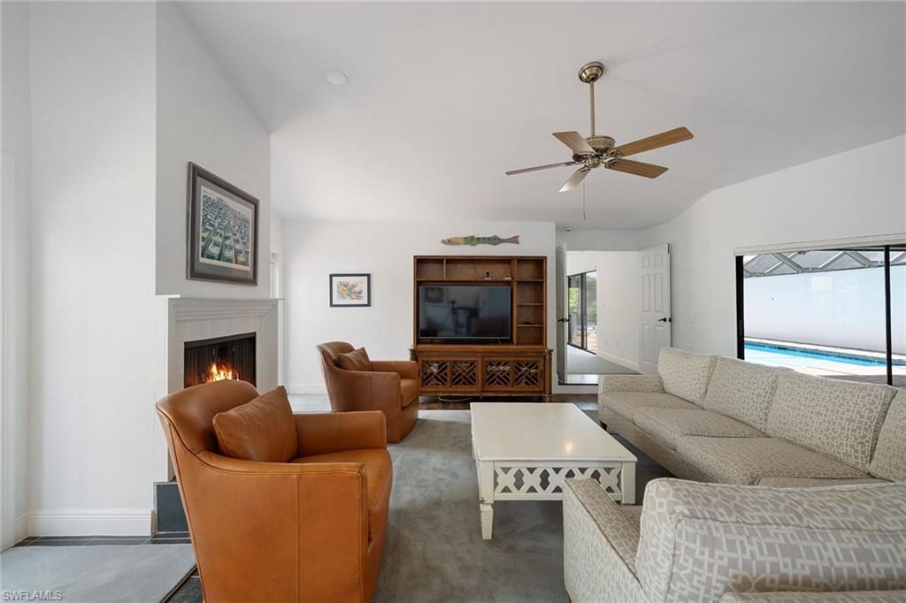 LAKE CLUB VILLAS - Residential