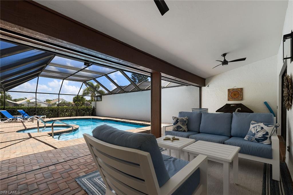 LAKE CLUB VILLAS - Residential