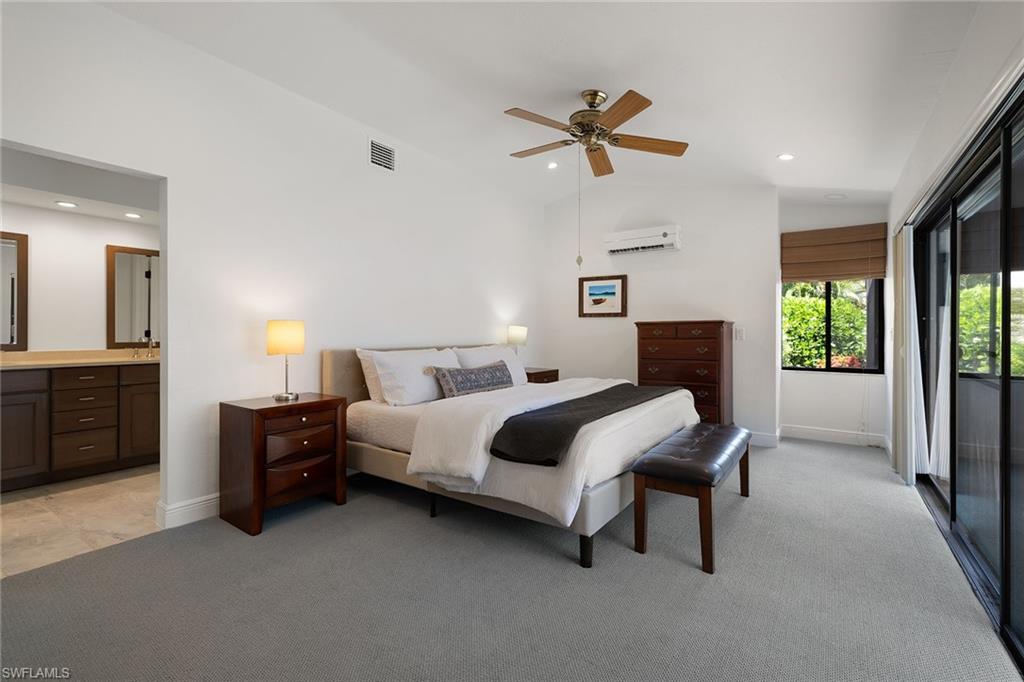 LAKE CLUB VILLAS - Residential