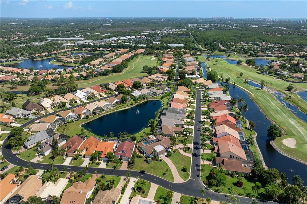 LAKE CLUB VILLAS - Residential