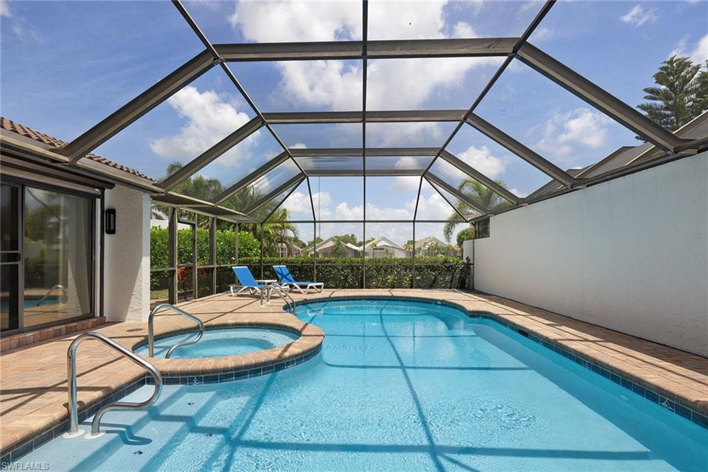 LAKE CLUB VILLAS - Residential