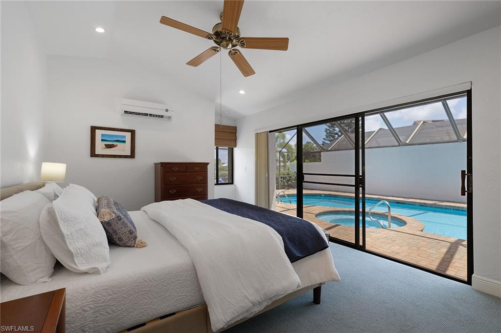 LAKE CLUB VILLAS - Residential