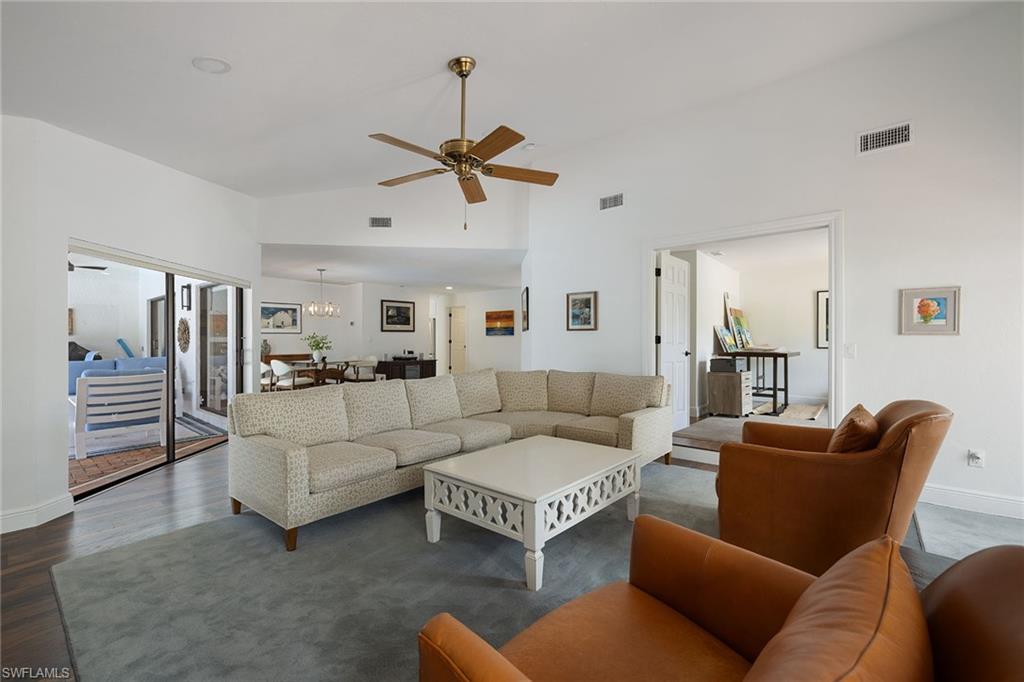 LAKE CLUB VILLAS - Residential