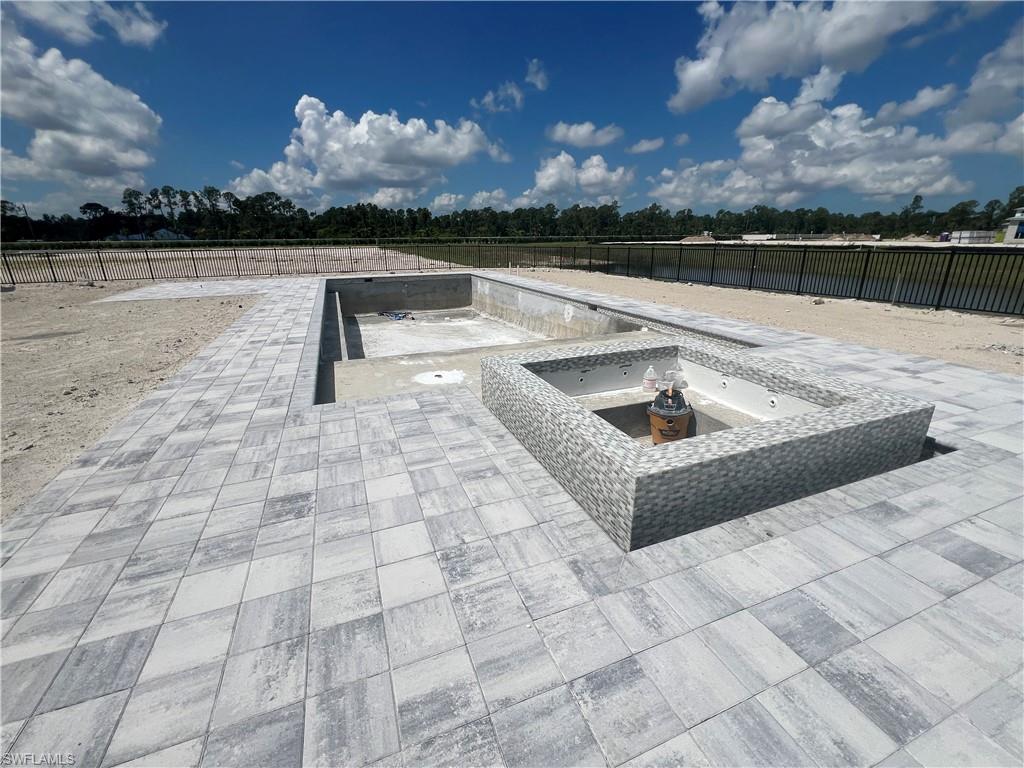 OPUS STONE - Residential