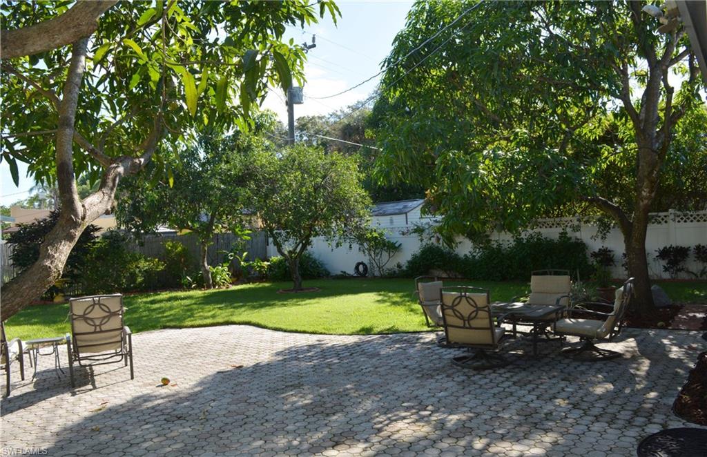 PALM GARDENS - Residential