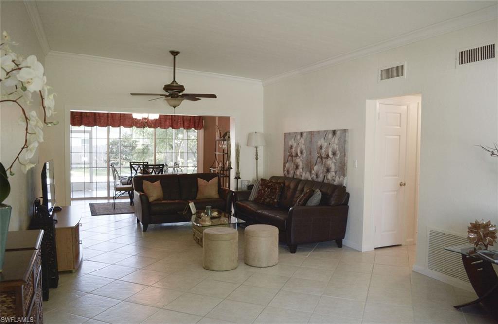 PALM GARDENS - Residential