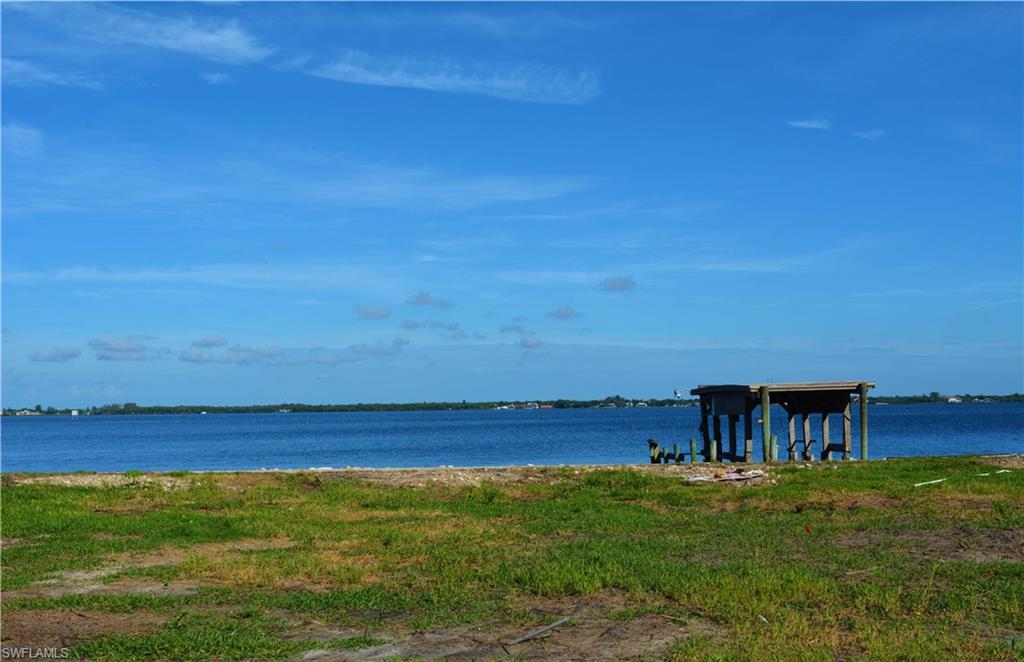 PALM GARDENS - Residential
