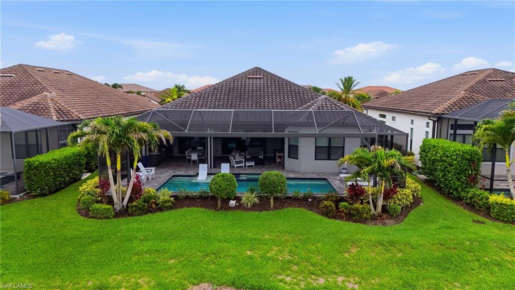 ESPLANADE - Residential