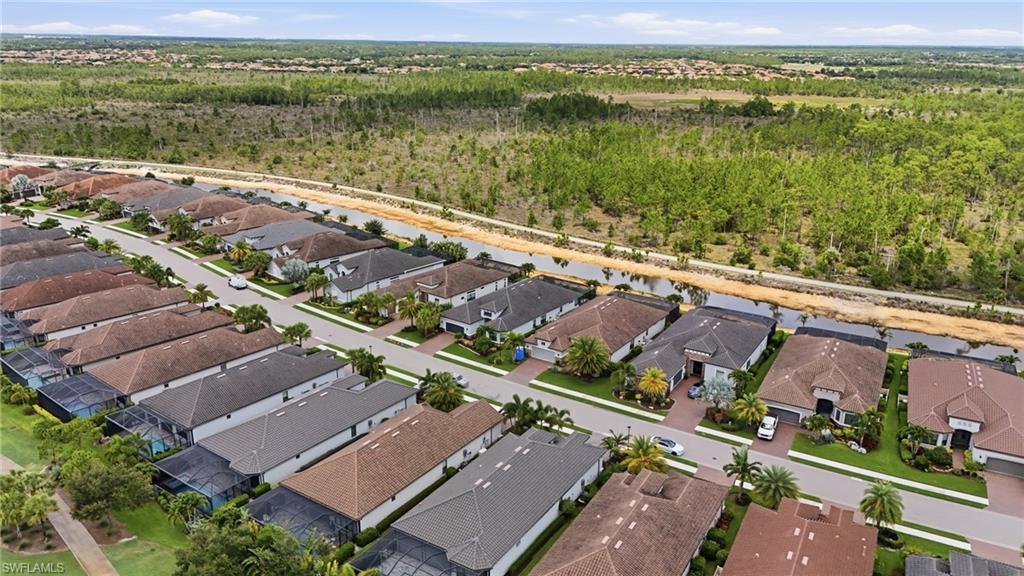 ESPLANADE - Residential