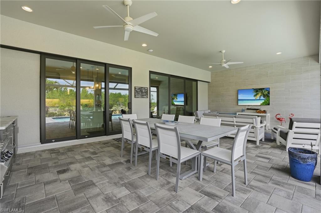 ESPLANADE - Residential