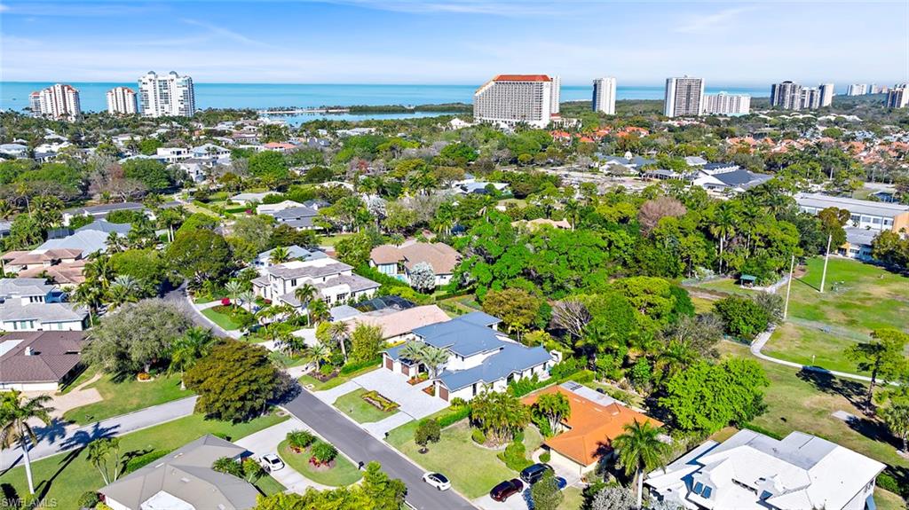 PARK SHORE - Residential