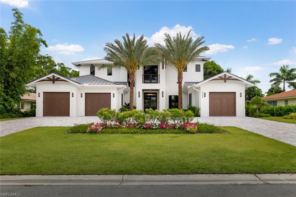 PARK SHORE - Residential