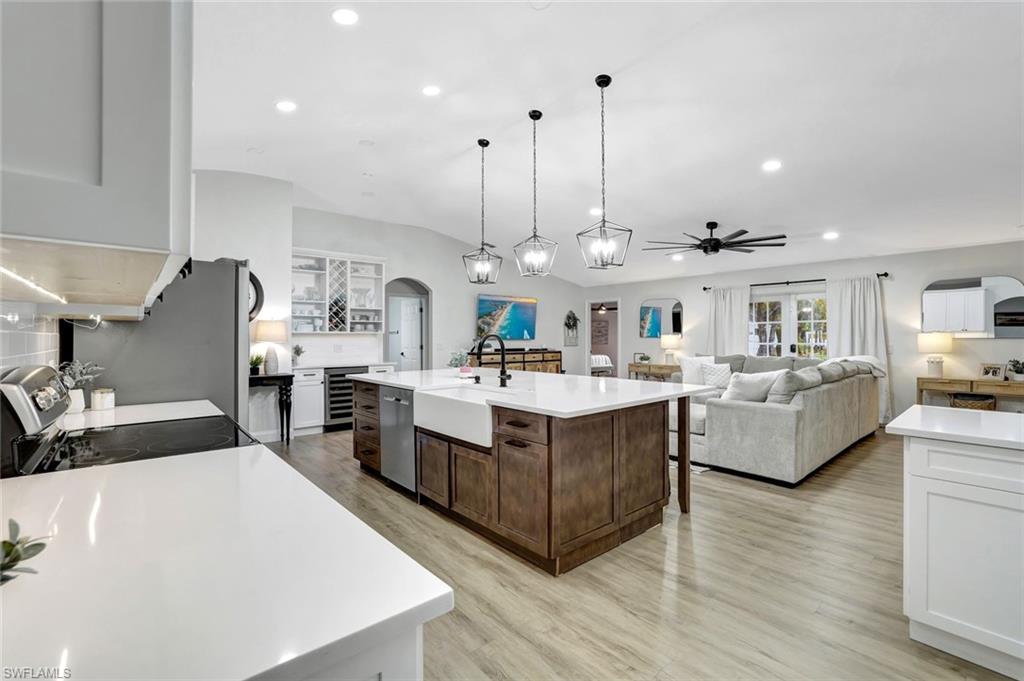 GOLDEN GATE ESTATES - Residential