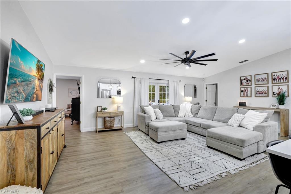 GOLDEN GATE ESTATES - Residential