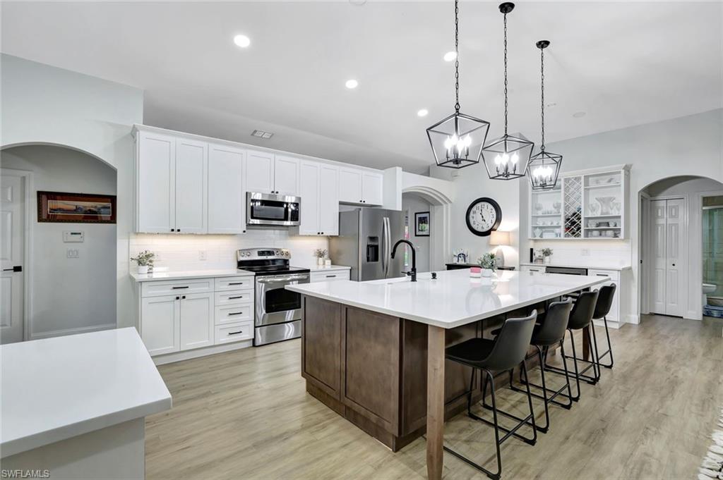 GOLDEN GATE ESTATES - Residential