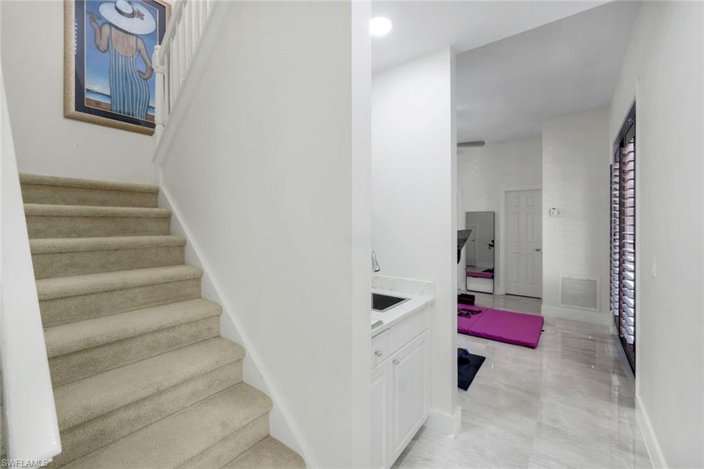 WOODMONT - Residential Lease