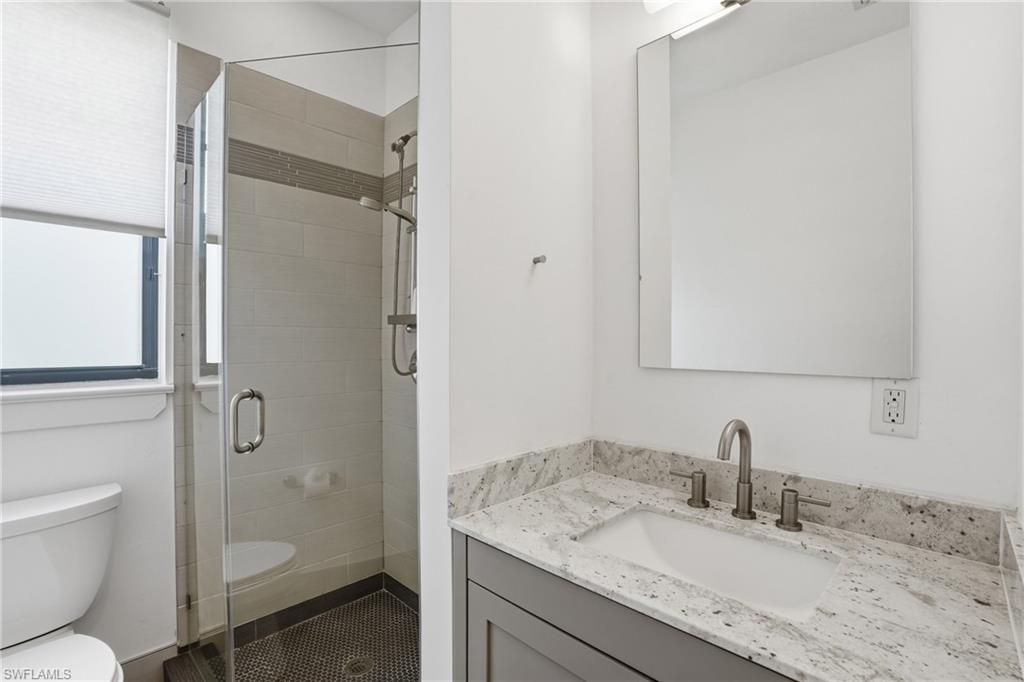 NAPLES TWIN LAKES - Residential
