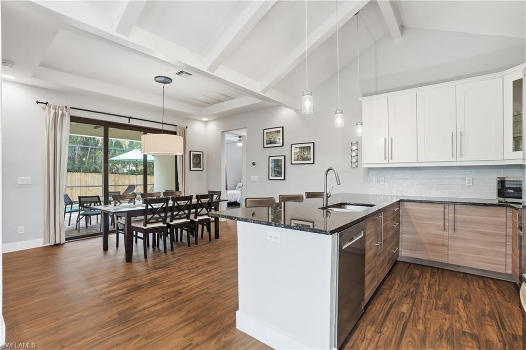 NAPLES TWIN LAKES - Residential