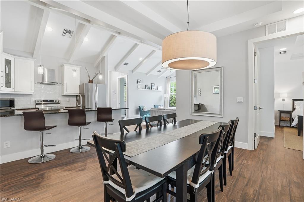 NAPLES TWIN LAKES - Residential