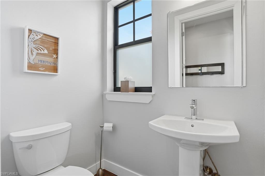 NAPLES TWIN LAKES - Residential