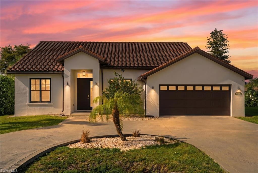 NAPLES TWIN LAKES - Residential