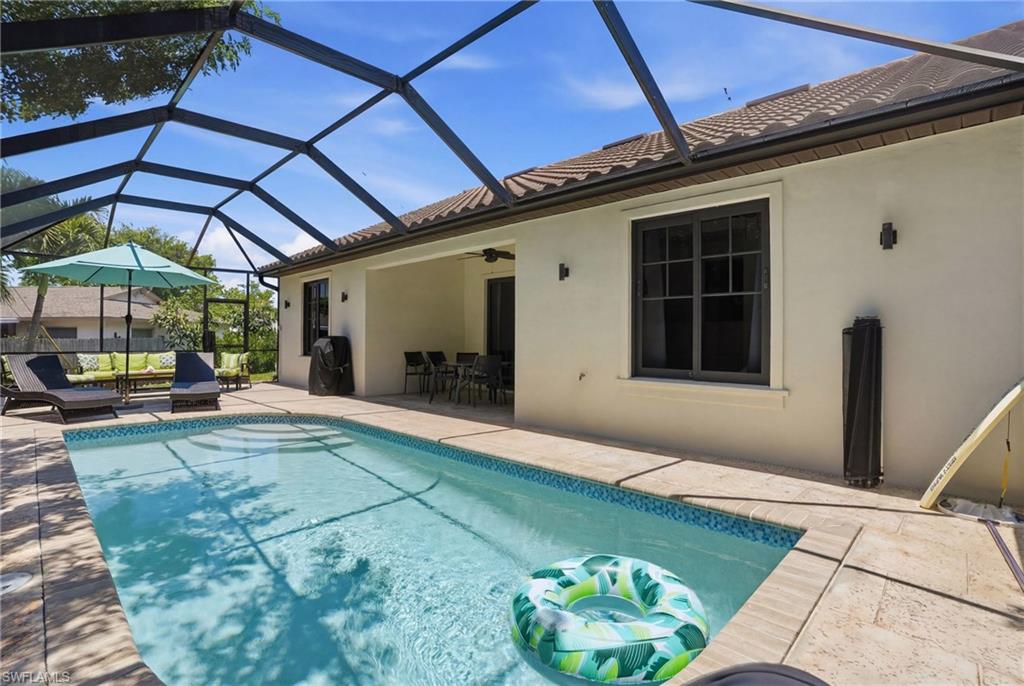 NAPLES TWIN LAKES - Residential