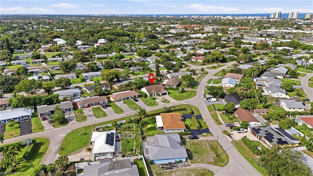 NAPLES TWIN LAKES - Residential