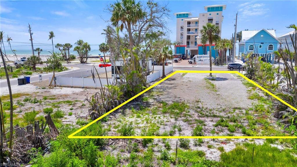 GULF HEIGHTS - Land