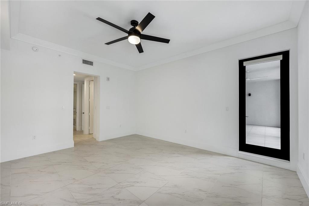 NAPLES SQUARE - Residential