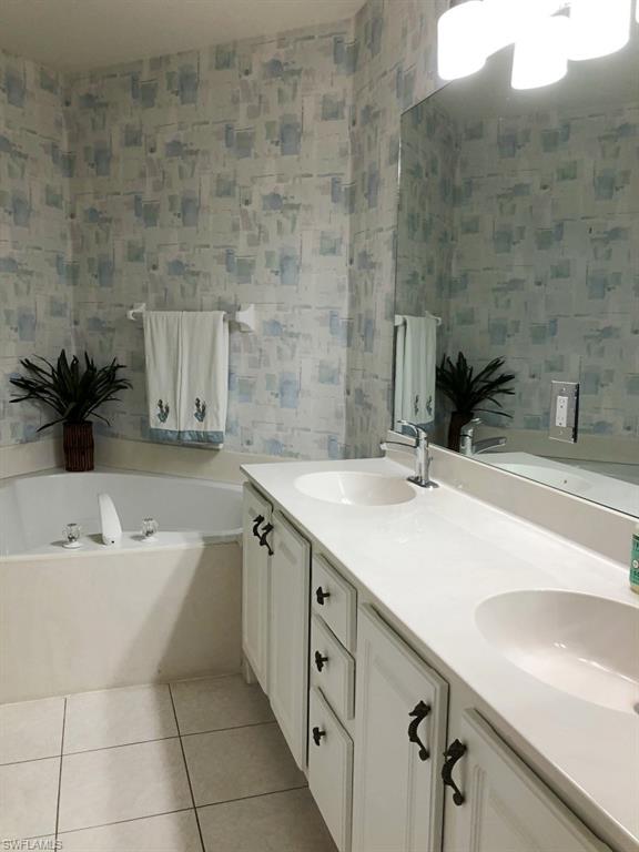 GRANDE CAY - Residential Lease