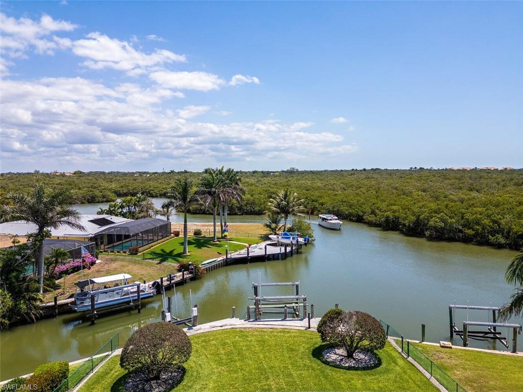 ROYAL HARBOR - Residential