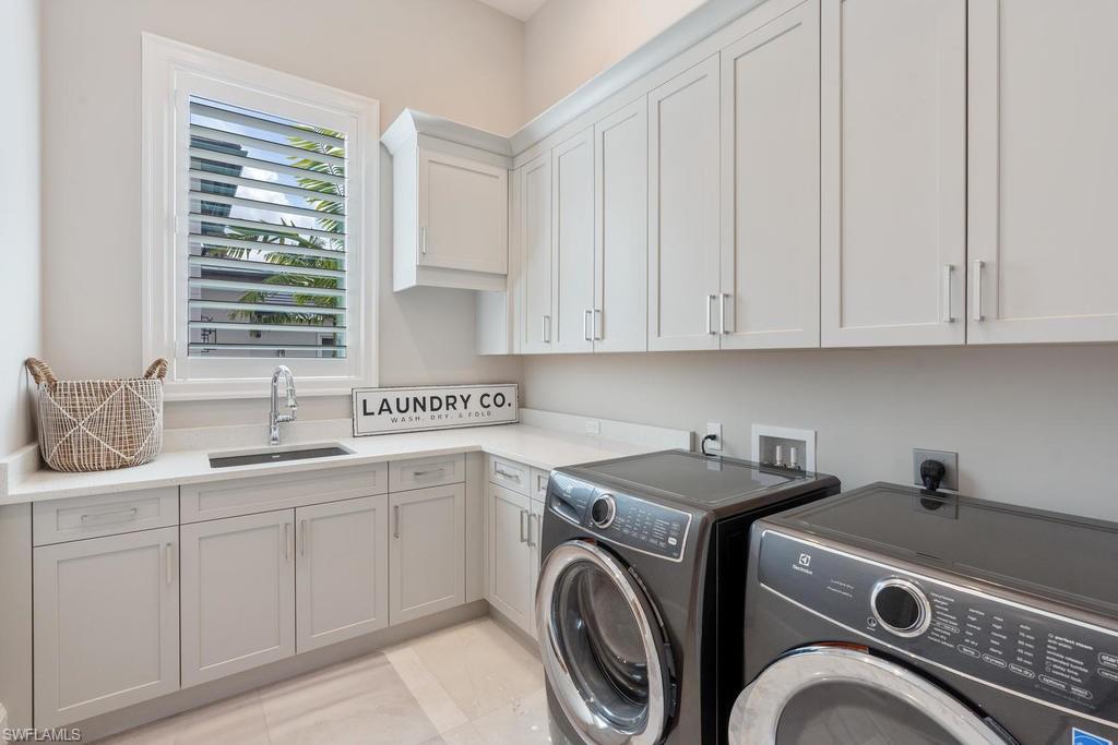 QUAIL WEST - Residential