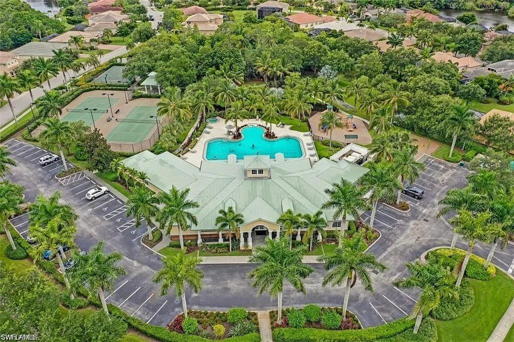 MOODY RIVER ESTATES - Residential Lease