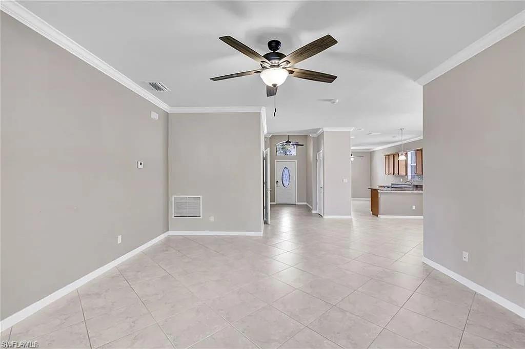 MOODY RIVER ESTATES - Residential Lease