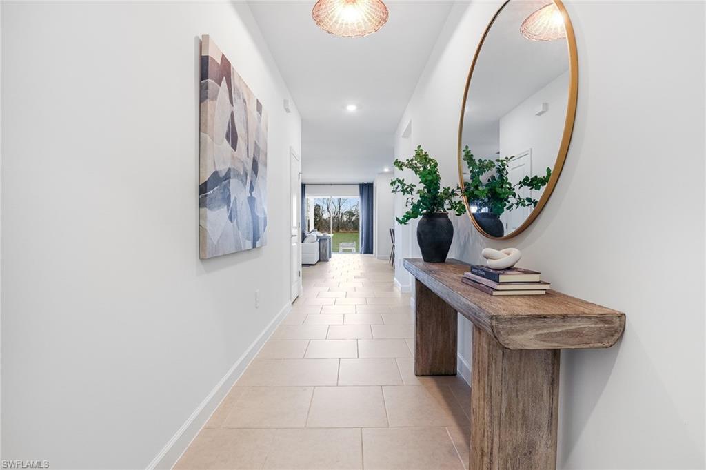 HAMPTON LAKES - Residential