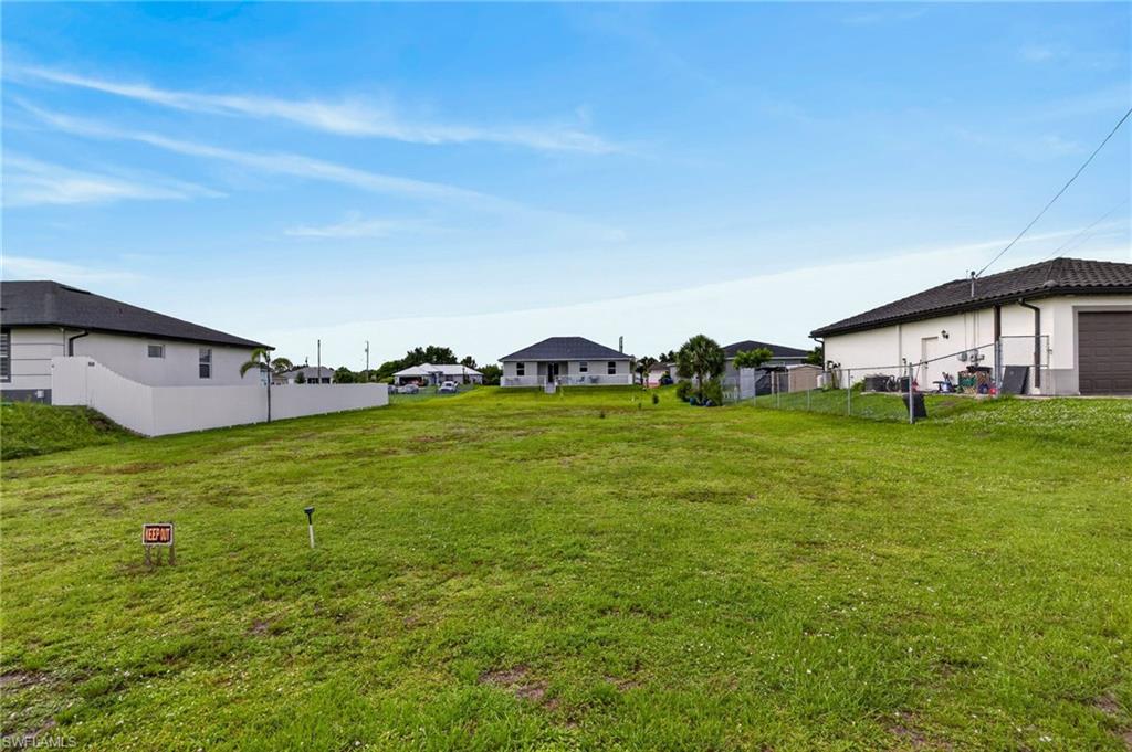 LEHIGH ACRES - Residential