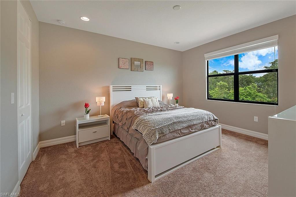 RIVERSTONE - Residential
