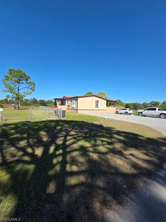 LEHIGH ACRES - Residential