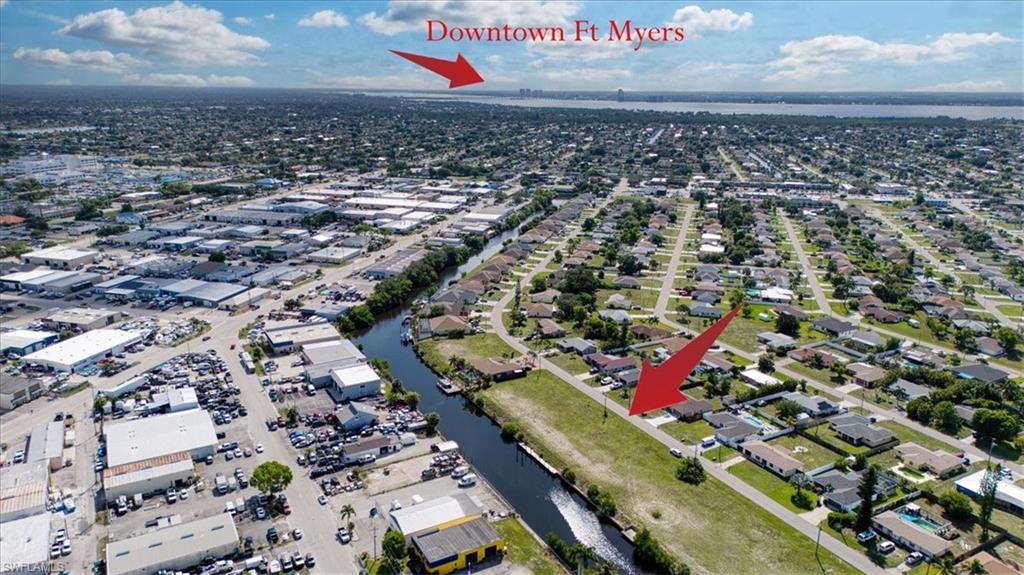 CAPE CORAL - Land
