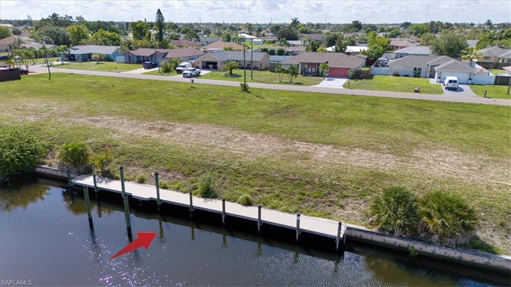 CAPE CORAL - Land