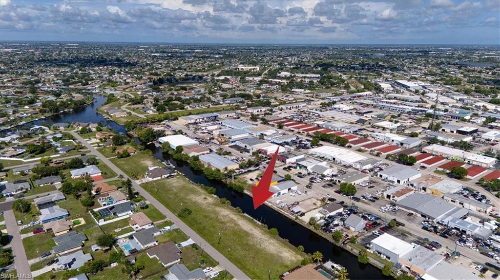 CAPE CORAL - Land