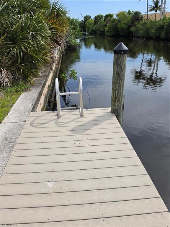 CAPE CORAL - Land