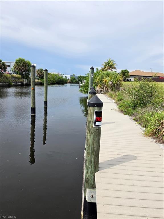 CAPE CORAL - Land