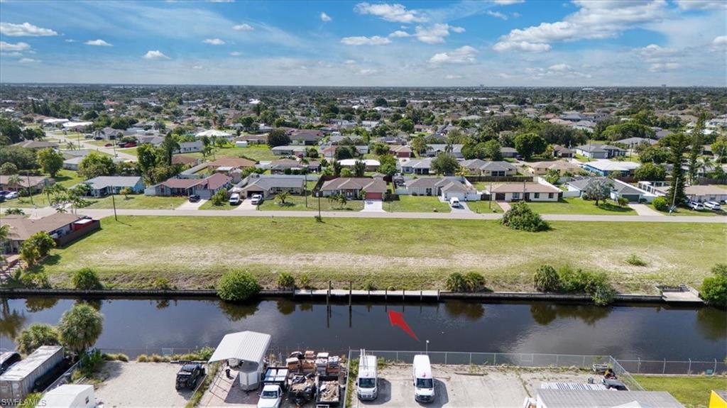 CAPE CORAL - Land