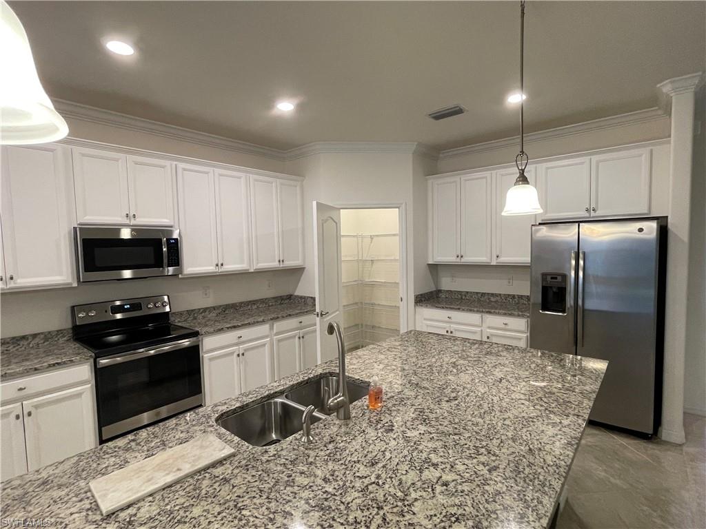 BENT CREEK PRESERVE - Residential Lease