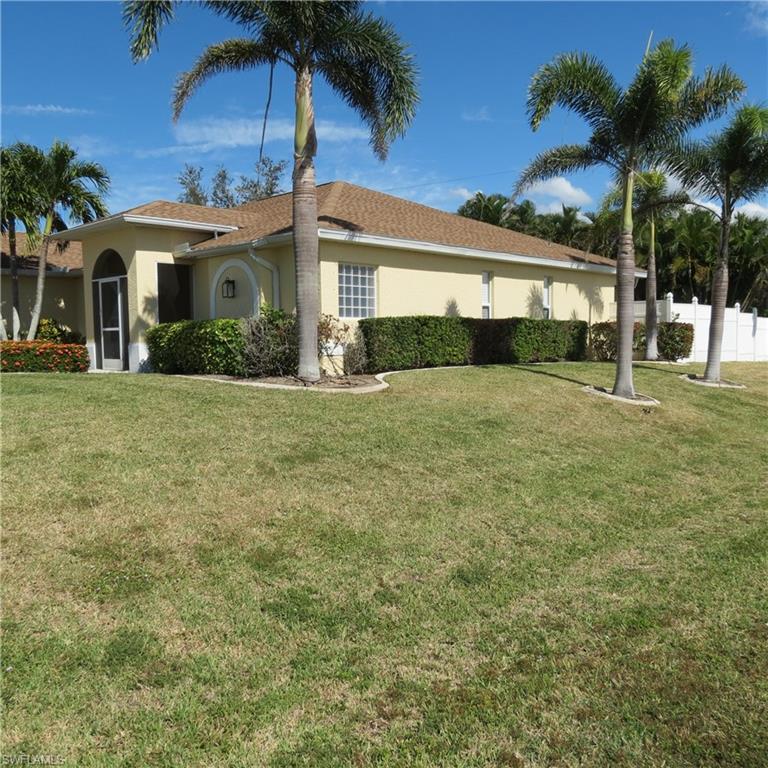 CAPE CORAL - Residential