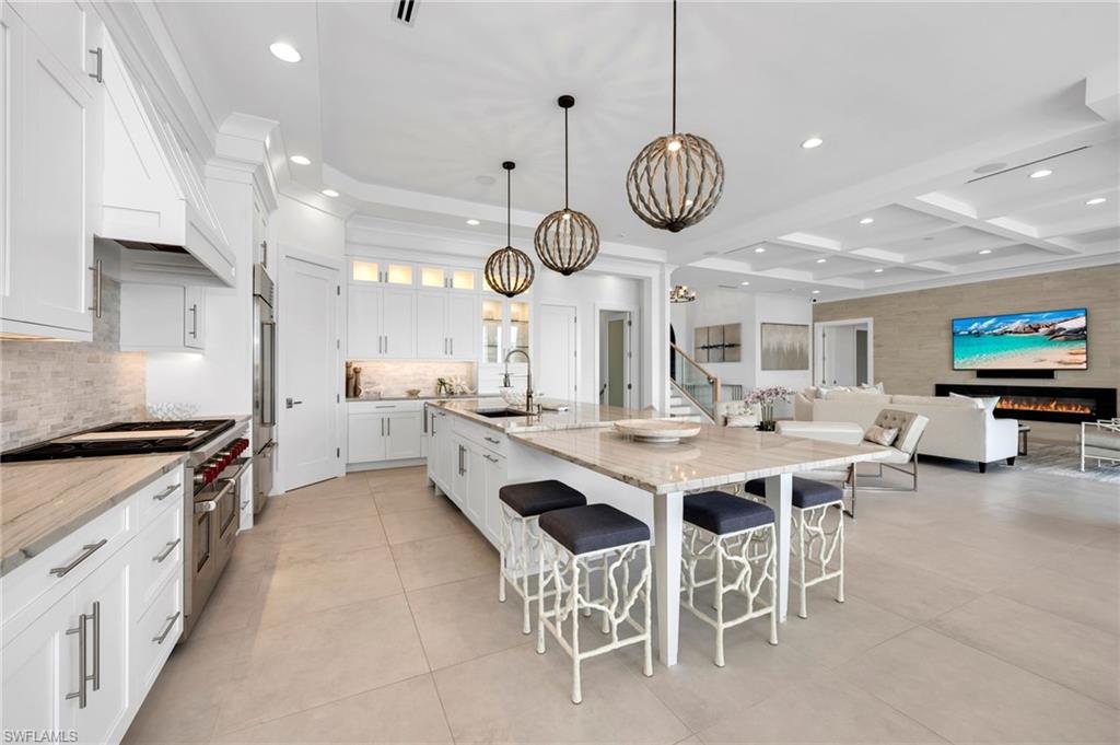 MARCO ISLAND - Residential